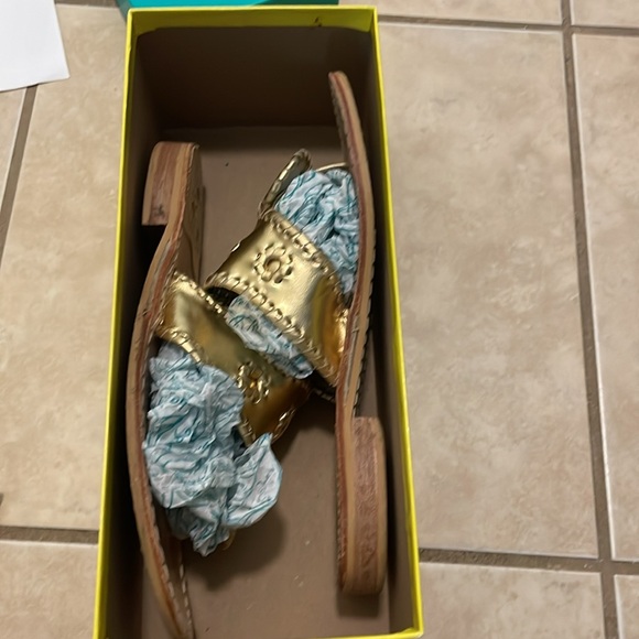 Jack Rogers Hamptons Flat gold size 8m sandals EUC - Picture 13 of 13